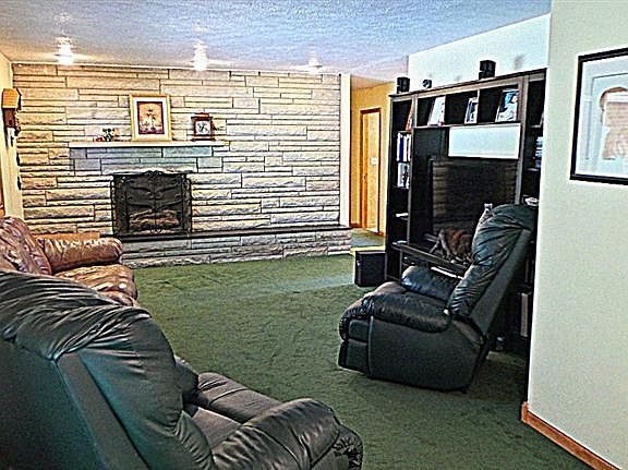 5th image of 4204 Wood Acre Dr