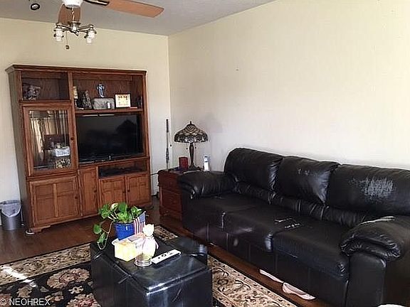 5th image of 1479 Winton Ave