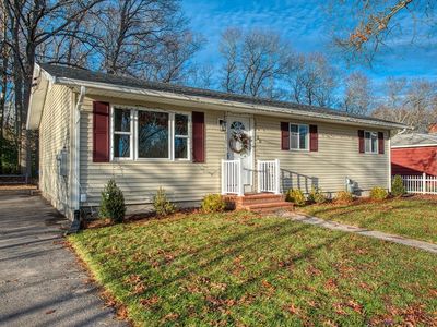 20 Grand Ave, Taunton, MA, 02780