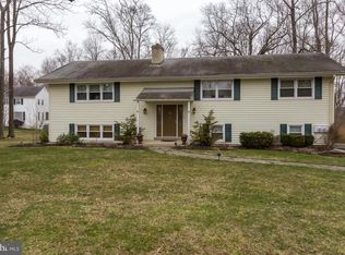 2 Post Rd, Malvern, PA 19355