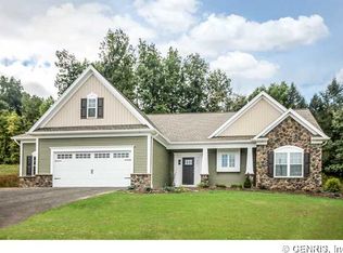 1 Rothbury Cir, Victor, NY 14564