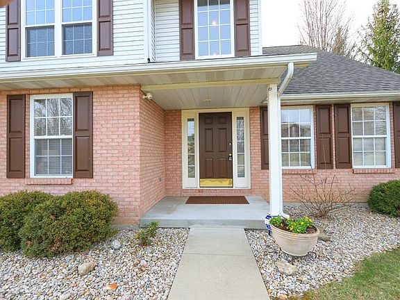 3rd image of 3941 Top Flite Ln