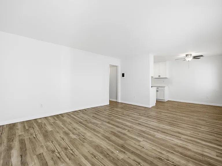 4559 Campus Ave #10 — Photo 4