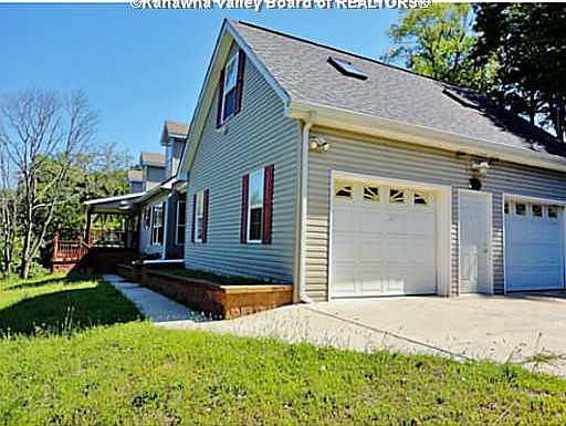 1st image of 1046 Chestnut St