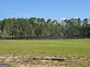 150 W Willow Lake Dr, Metter, GA 30439