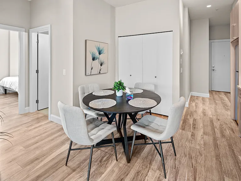 595 Pandora Ave #216 — Photo 8