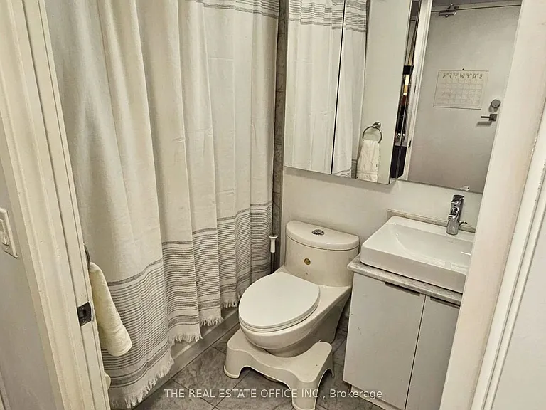 14 York St #2511 — Photo 12