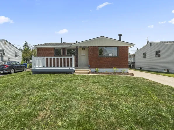 776 Harwood Dr, Columbus, OH 43228