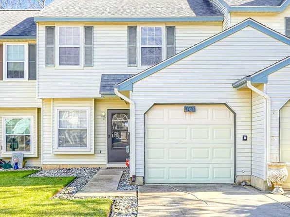 1070 Baywood Dr, Williamstown, NJ 08094