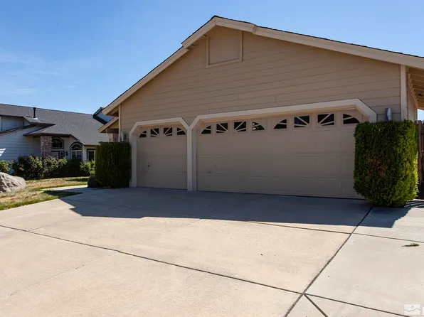 14400 Lasso Dr, Reno, NV 89511