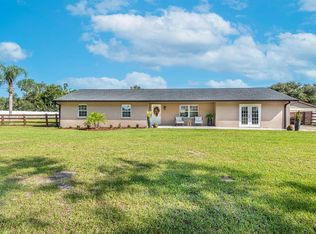 320 Moccasin Hollow Rd, Lithia, FL 33547