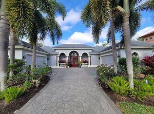 2843 Wild Orchid Ct, Naples, FL 34119