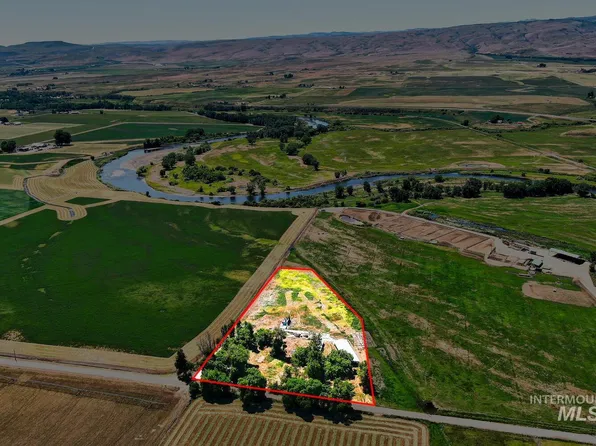 2327 Snapp Ln, Midvale, ID 83645