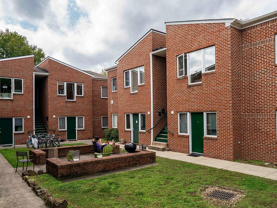 Spacious private courtyard
