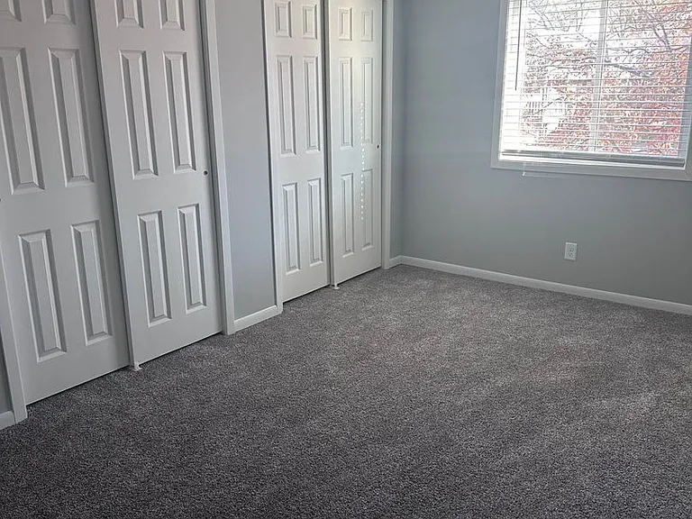 Superior Place Apartments — Photo 24