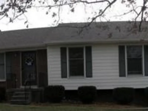 3949 Hillside Dr, Lexington, KY 40514