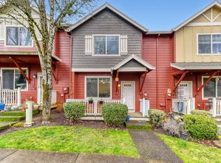38573 Cascadia Village Dr, Sandy, OR 97055