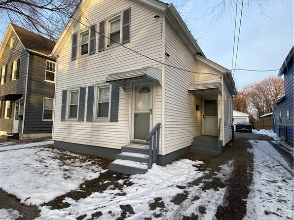 2251 W 67th St, Cleveland, OH 44102