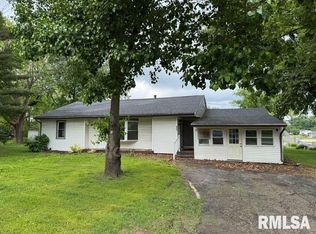4404 Silvis Rd, Bartonville, IL 61607