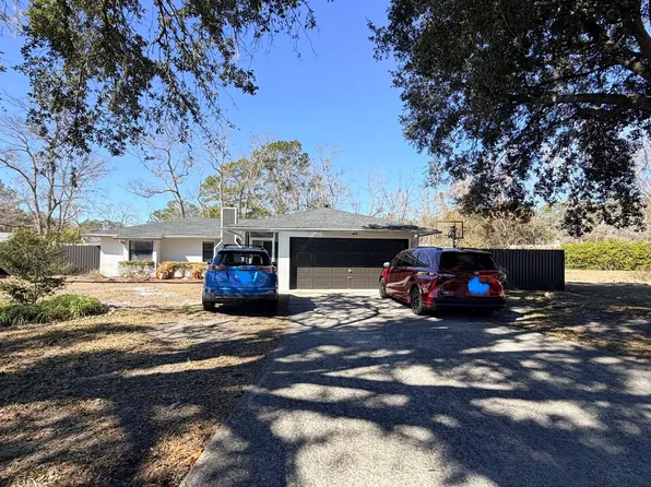 6716 NW 27th Ter, Gainesville, FL 32653