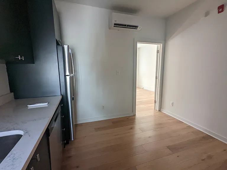 848-n-22nd-st-3f-7