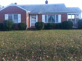 17366 Rocky Ford Rd, Beaverdam, VA 23015