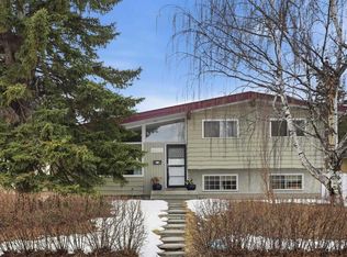 4539 E Vandergrift Cres NW, Calgary, AB T3A 0J1