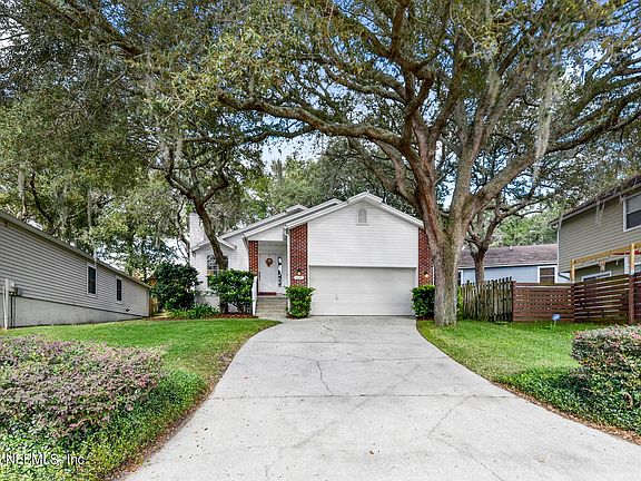 2nd image of 12021 SAVERIO Lane