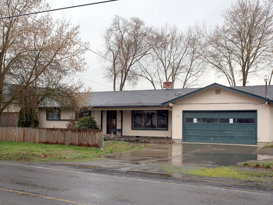 1st image of 865 Ross Ln N