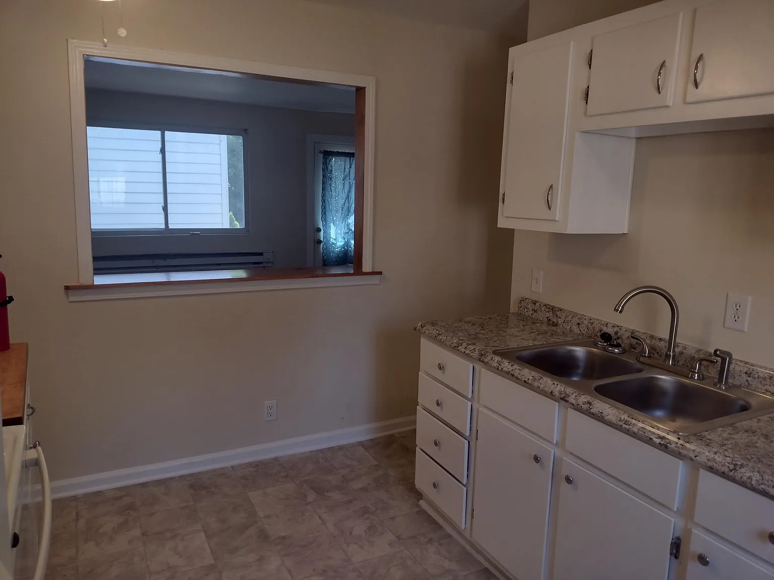 2 bed, 900 sqft, $1,500 — Photo 4