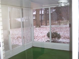 4852 Robinson Rd, Sylvania, OH 43560