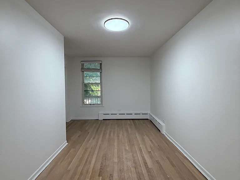 1226 Sherman Ave #2S — Photo 13