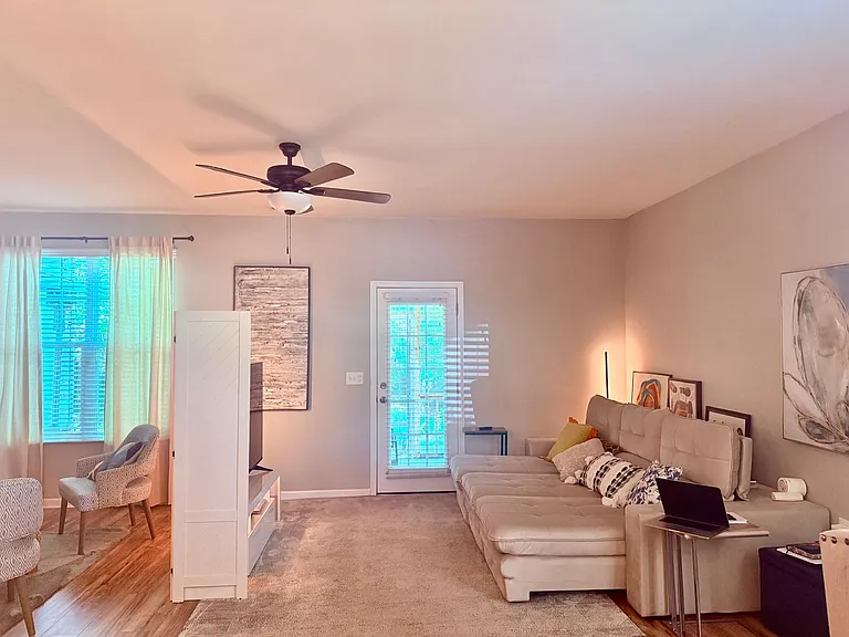762 Treviso Ln — Photo 3