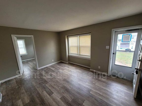 5th image of 10308 Saint Joan Ln