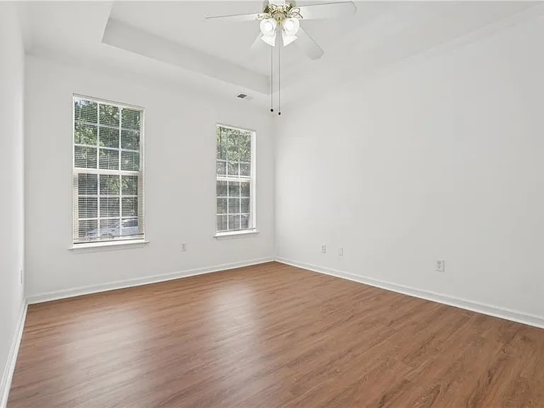 2596 Bates St SE — Photo 19