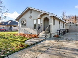 1006 S 4th Ave, Yakima, WA 98902