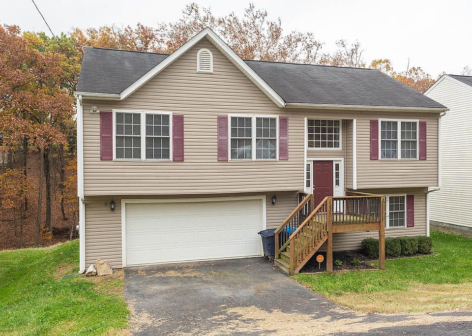 1st image of 4820 Autumn Ln NW