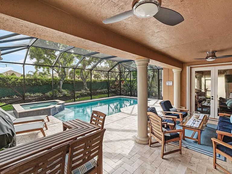 10697 Willow Oak Ct — Photo 29
