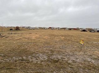 604 Harvest Ave, Devils Lake, ND 58301