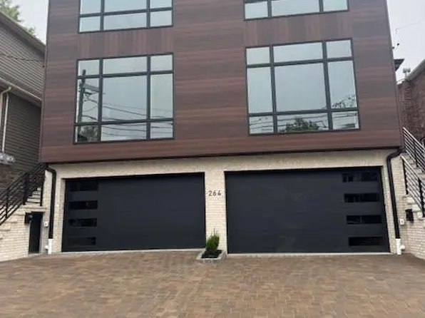 264 11th St Unit B, Palisades Park, NJ 07650