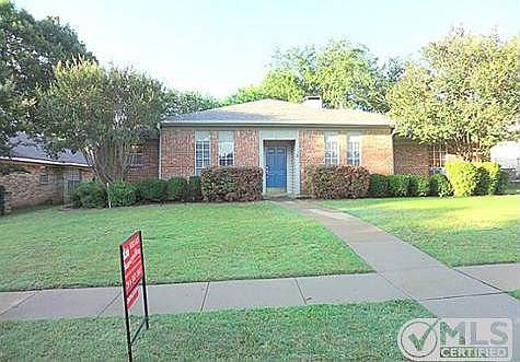2nd image of 1508 Hearthstone Dr