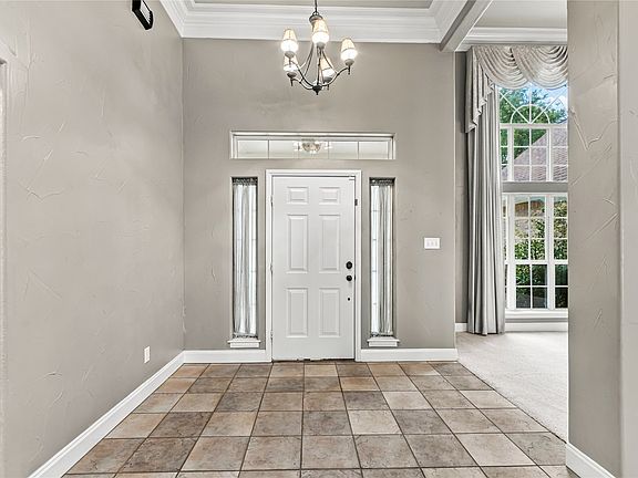 3rd image of 1106 Owl Dr