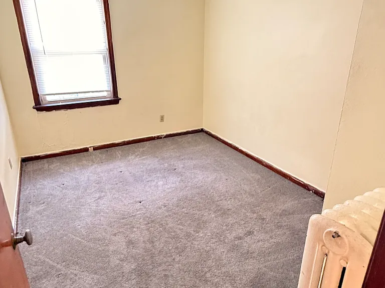 1410 W 21st St — Photo 7
