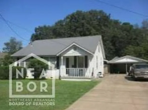 1302 W Matthews Ave, Jonesboro, AR 72401