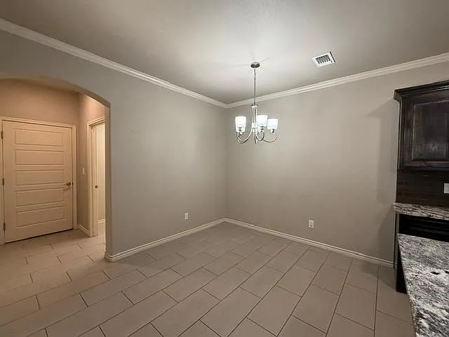 5303 Logan Ct — Photo 8