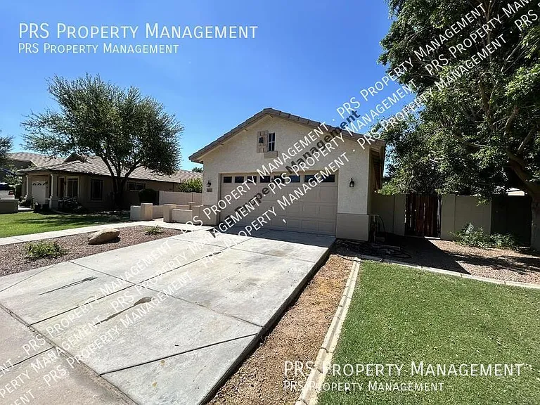 3317 E Park Ave — Photo 2