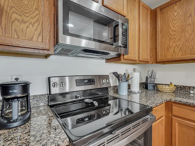 329 Mystic Point Dr — Photo 21