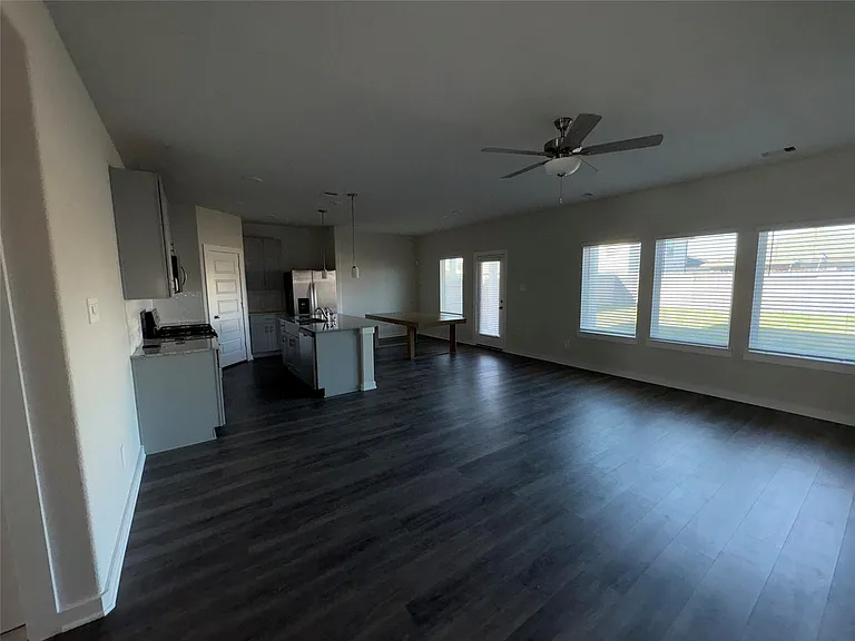 16628 Sterling Cliff Dr — Photo 11