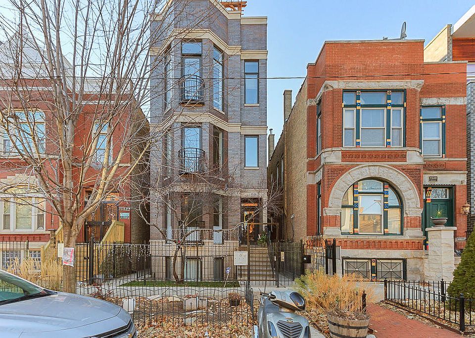 1st image of 1536 N Artesian Ave #2