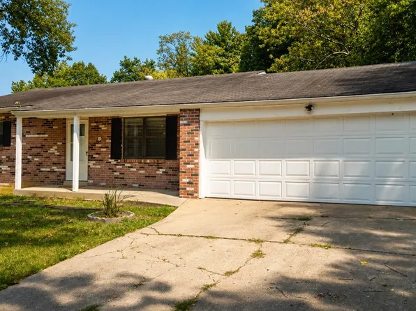 1818 Niemann Dr, Cape Girardeau, MO 63701